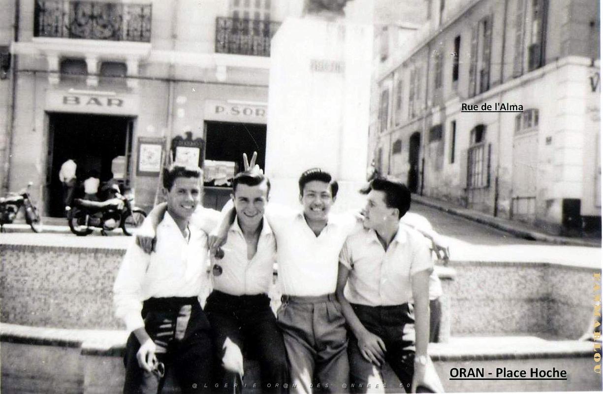 Oran - Place Hoche.jpg